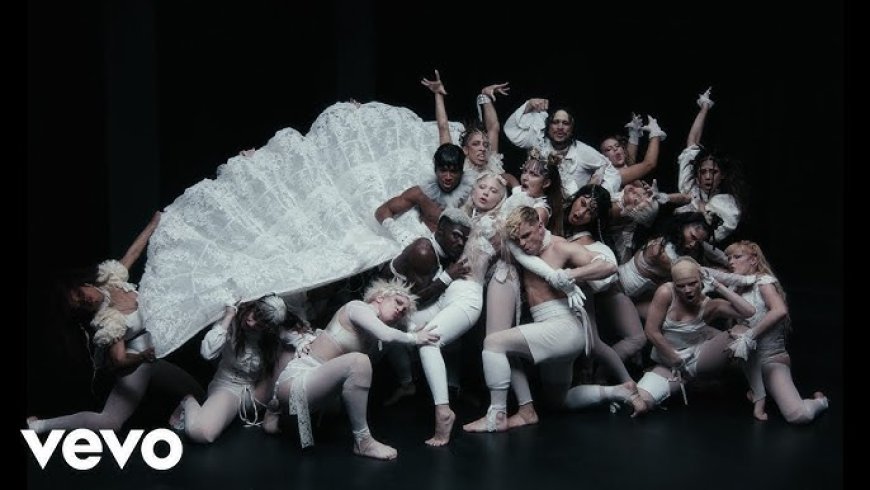 Lady Gaga releases new music "Abracadabra"